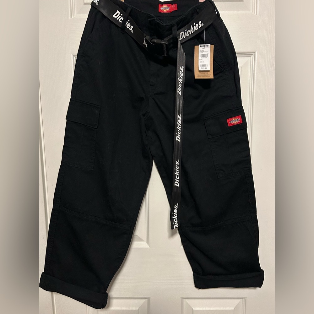 Dickies Cargo Utility Pant. NWT. 9/29